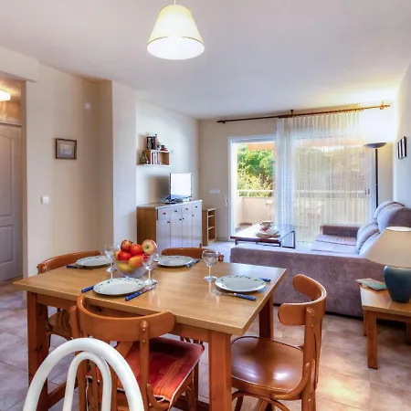 Apartment Green Mar C303